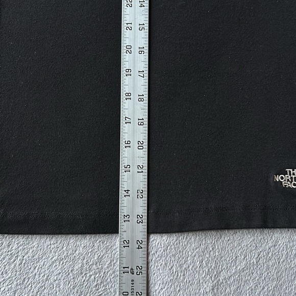 The North Face | Womens Black Short Sleeve Vapor Wicking Logo Tshirt - Size L - Picture 7 of 7